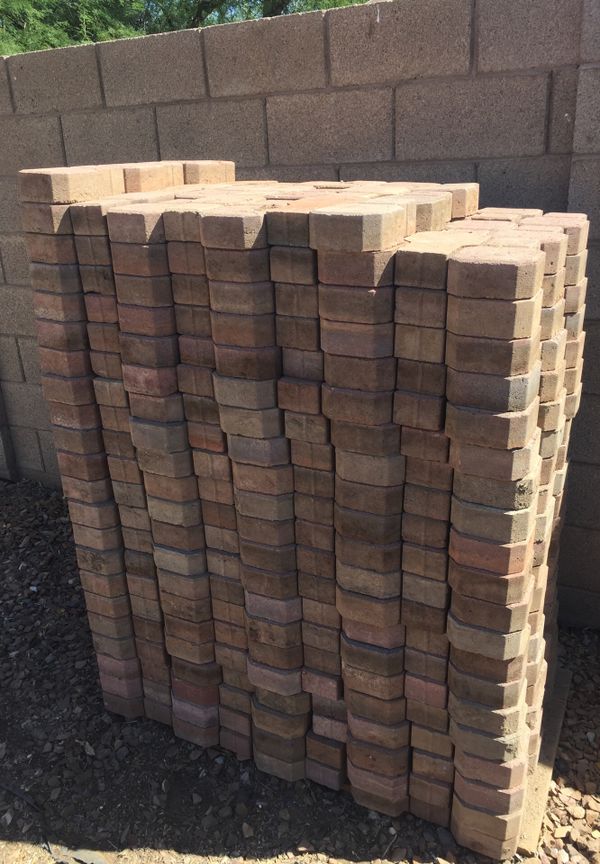 594 concrete keyhole pavers with 66edge pieces for Sale in Peoria, AZ OfferUp