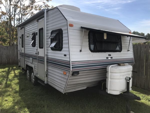 skyline layton travel trailer