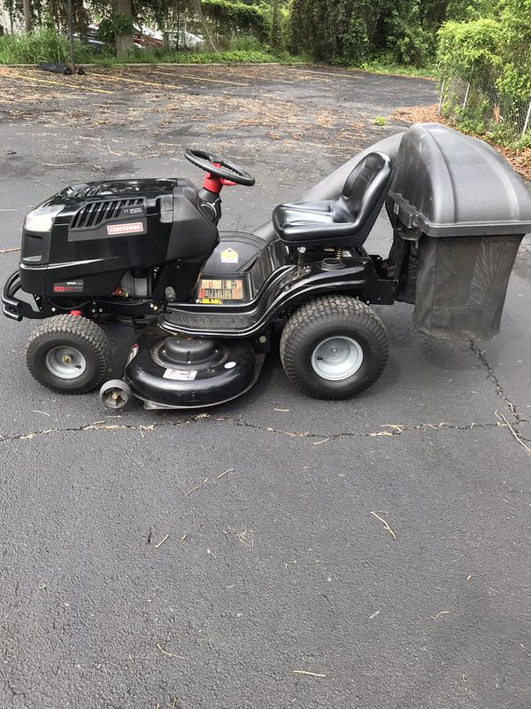 CRAFTSMAN LT2500 TRACTOR 46 INCH RIDING LAWN MOWER WITH BAGGER for Sale