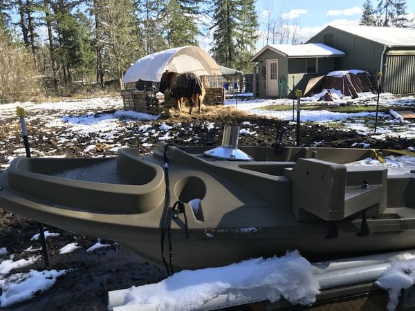 Stealth 2000 duck boat/sneak boat/bass boat for Sale in 