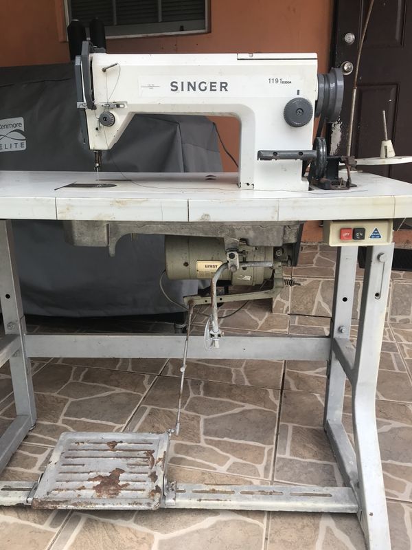 Singer Industrial Sewing Machine for Sale in Miami, FL OfferUp