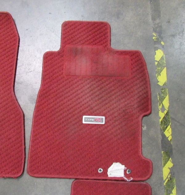 JDM Honda civic type r ep3 oem red floor mats for Sale in Phoenix, AZ