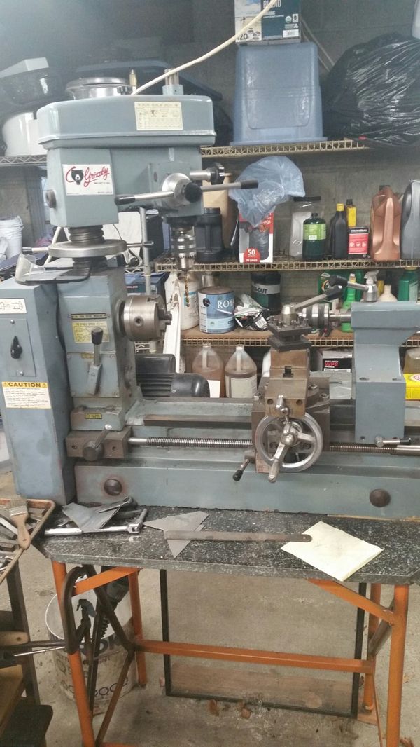 Grizzly lathe and mill g4015 used in good condition. Very heavy 475 lbs