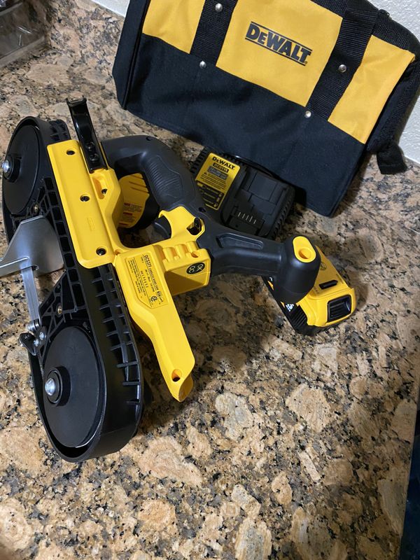 Dewalt 20v Band Saw Kit for Sale in Lodi, CA - OfferUp
