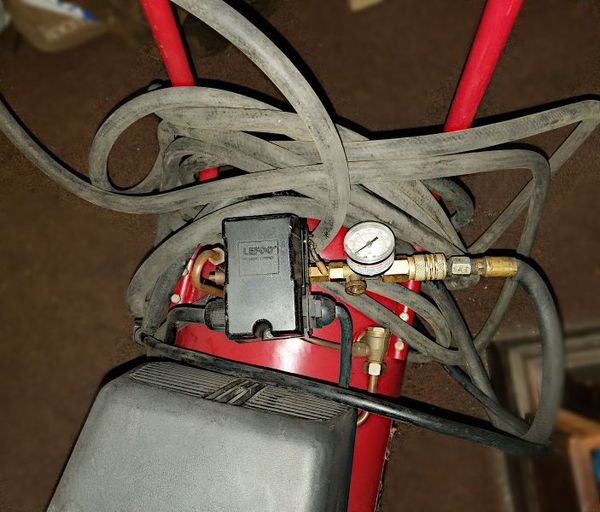 Alton _ 3 HP · 11 Gallon · Air Compressor _ AT 0120511 _ Everything