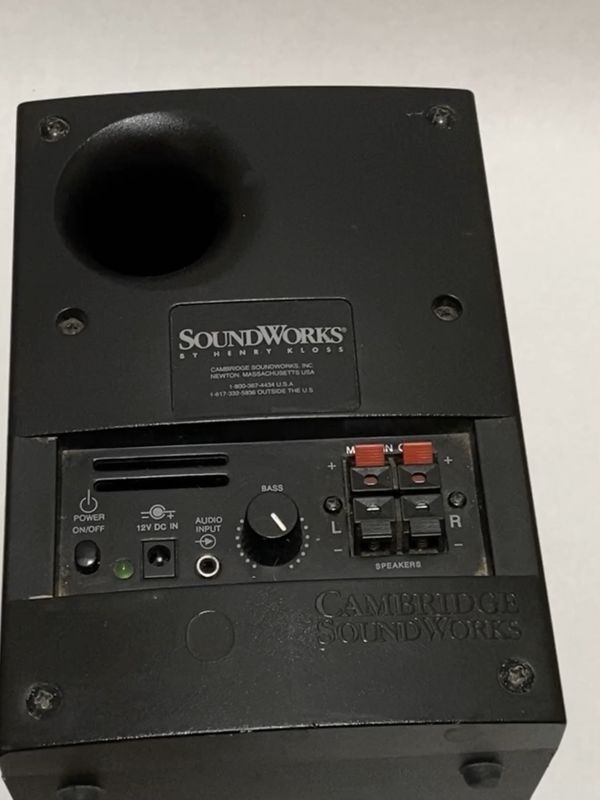 CAMBRIDGE SOUNDWORKS BY HENRY KLOSS ENSEMBLE IV SATELLITE CUBE SPEAKER