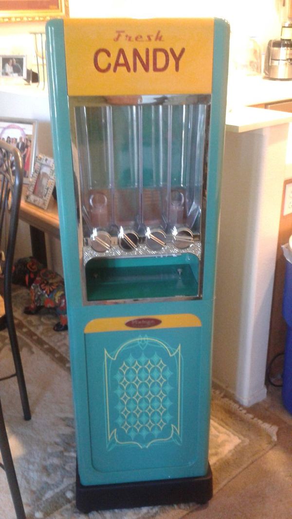 NEW Vintage Deluxe Candy Station Vending Machine for Sale in Aliso ...