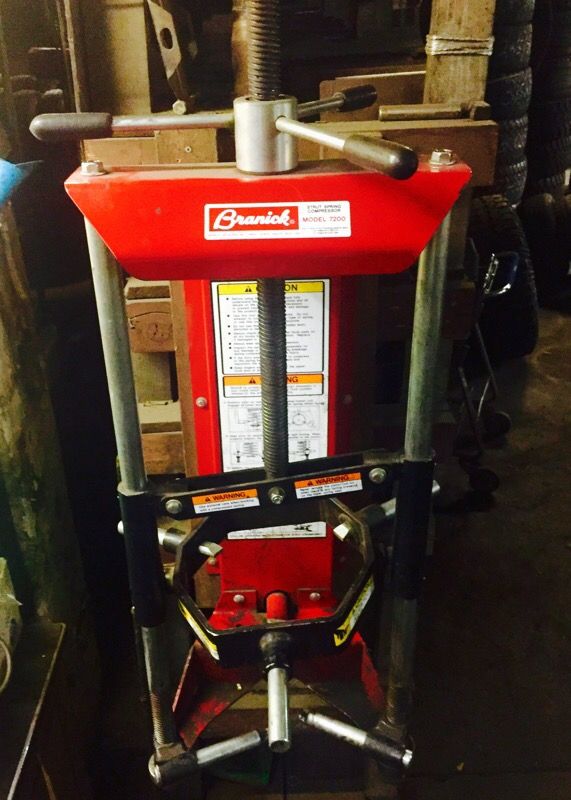 Branick 7200 Strut Spring Compressor Model 7200 24 Hour Closeout Sale