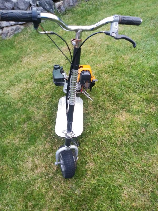 Zooma 35cc Gas Scooter. for Sale in Bonney Lake, WA OfferUp