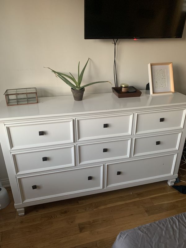 Modern White Dresser for Sale in Santa Monica, CA OfferUp