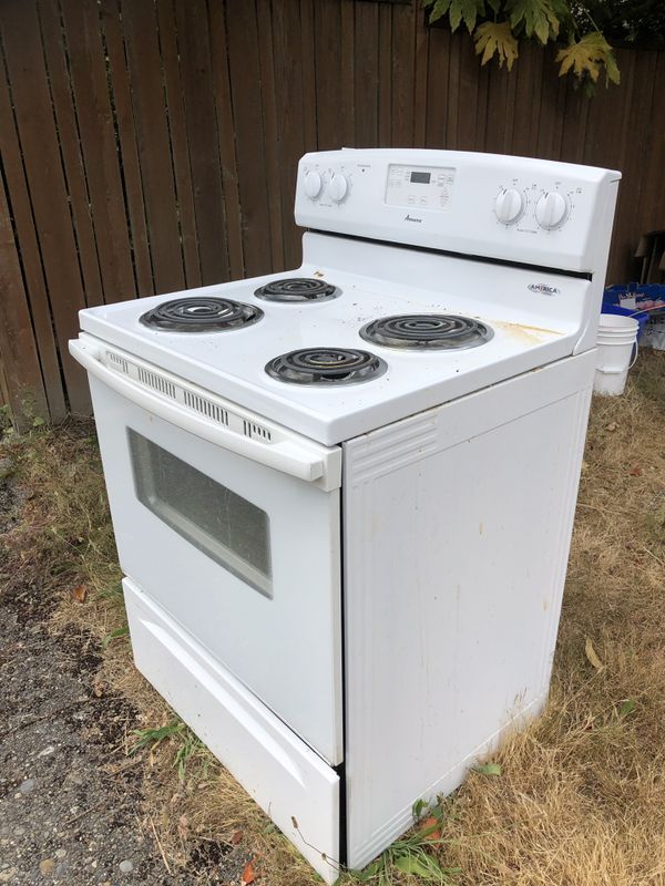 free. cheap old used stove. works. for Sale in WA OfferUp