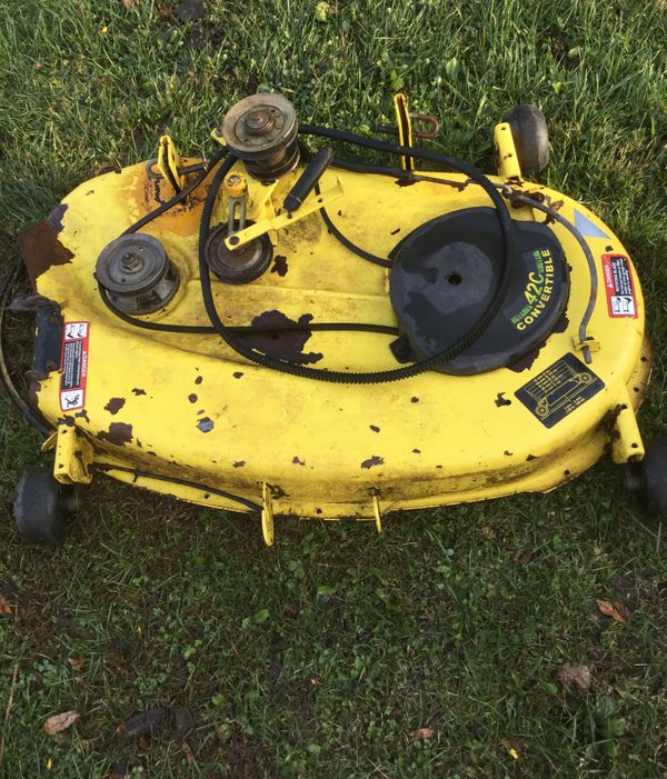 John Deere gt225 42” convertible mower deck for Sale in Crawfordsville ...