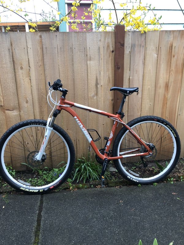 Novara Ponderosa 29er Mountain Bike size Large frame for Sale in Seattle, WA - OfferUp