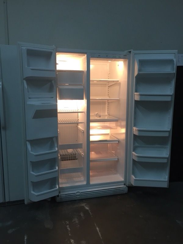 Kenmore white double door refrigerator—90 day warranty— for Sale in