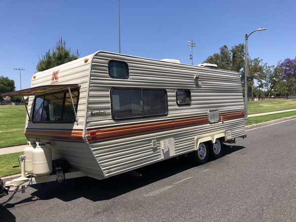 1985 Komfort Travel Trailer 23 ft for Sale in Lakewood, CA - OfferUp