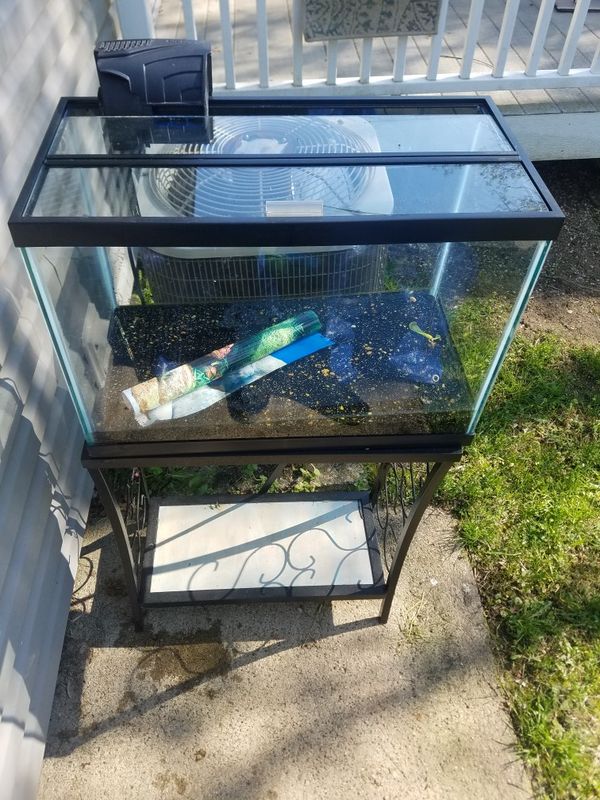 29 gallon fish tank and stand and filter for Sale in