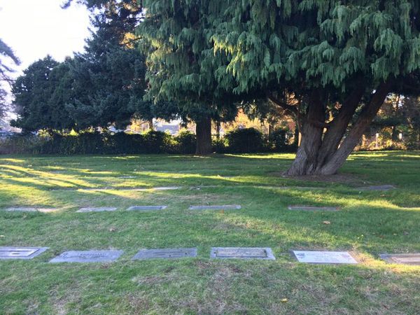 2 EvergreenWashelli cemetery plots for Sale in Seattle