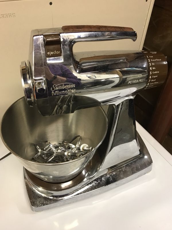 Sunbeam 16 Speed Heavy Duty Power Plus Mixmaster for Sale in Newtown, CT OfferUp