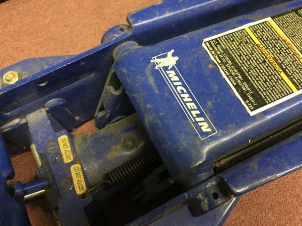 Michelin Speedy Lift Hydraulic Jack 7000 Pounds 3 5 Ton For Sale