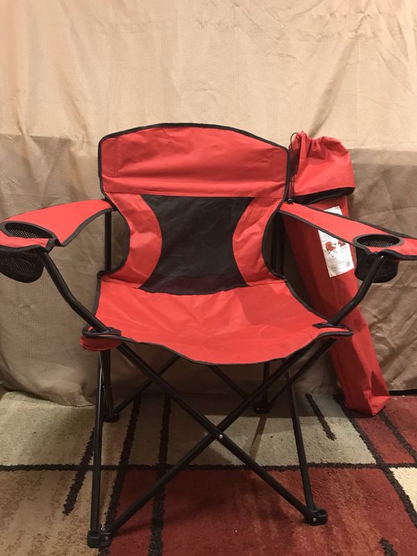 Bucee’s Deluxe Folding Camp Chair for Sale in Denton, TX OfferUp