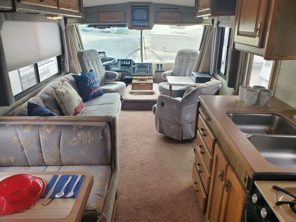 1988 Pace Arrow by Fleetwood 32 ft RV Motorhome for Sale in La Habra