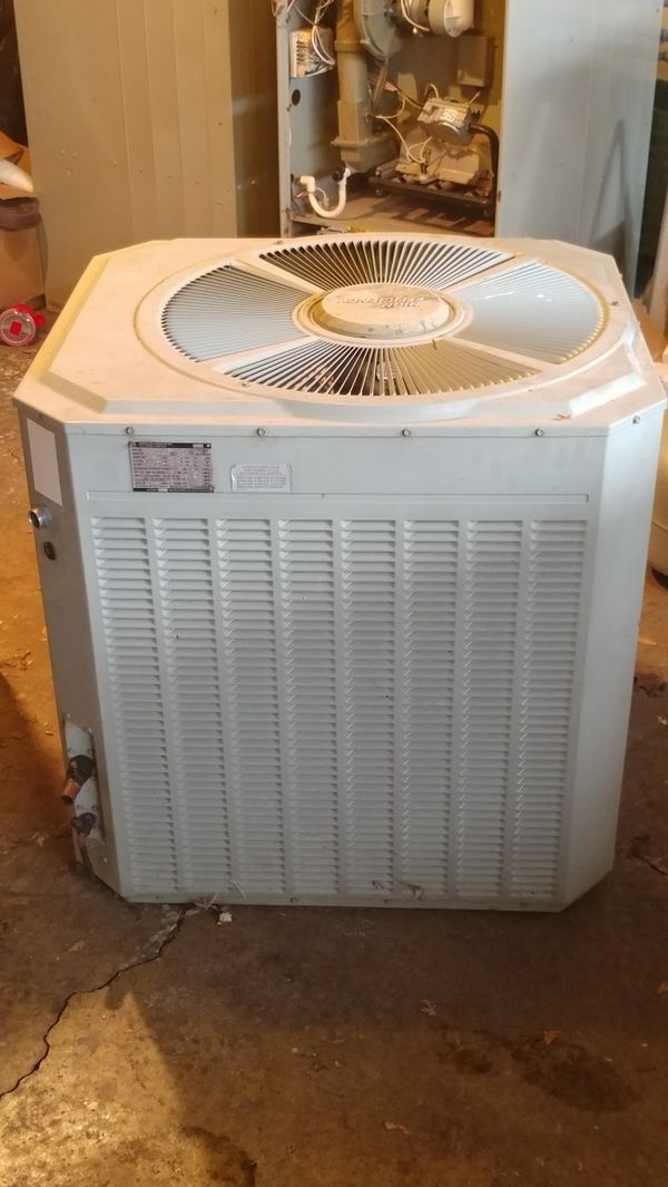 Trane XE 800 AC unit. 5 ton for Sale in UPPER ARLNGTN, OH OfferUp