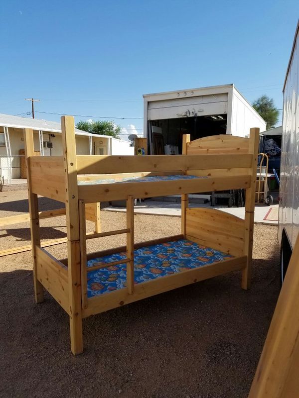 Deseret industries model 6101 bunkbeds for Sale in Apache Junction, AZ