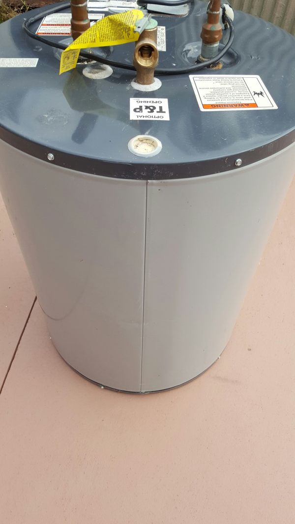 American Proline 28 Gallon Water Heater in Excellent Condition for Sale
