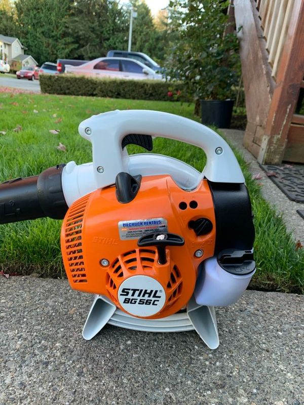 STIHL BG 56C HANDHELD LEAF BLOWER,LIKE NEW for Sale in Lake Stevens, WA