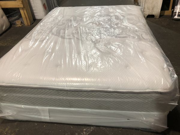 Queen Size Sealy Posturepedic Mattress And Box Spring Bed Set For Queen Size Sealy Posturepedic Mattress And Box Spring Bed Set