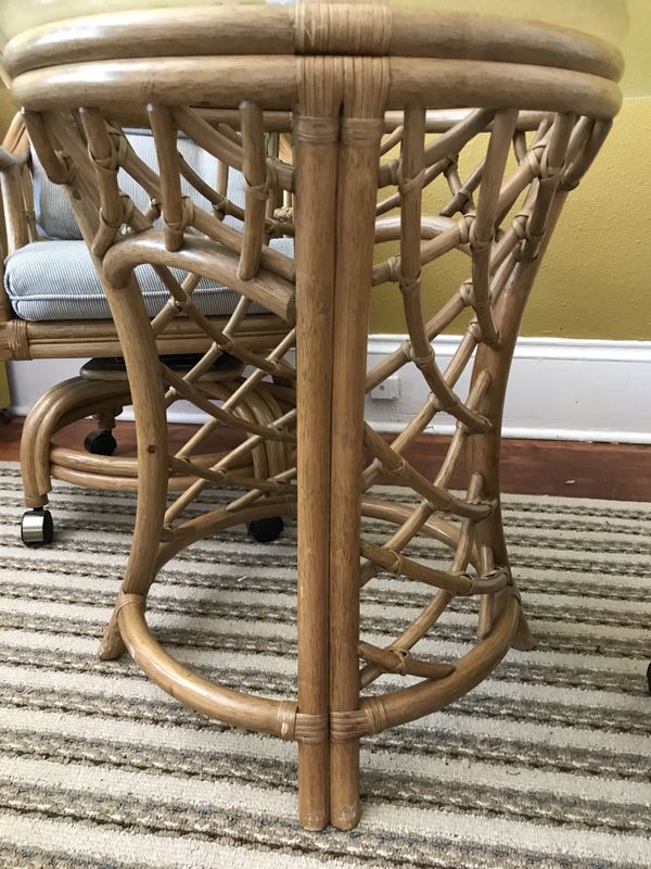 Vintage Lane Venture Rattan Dining Set w/ 4 Chairs (can deliver) for