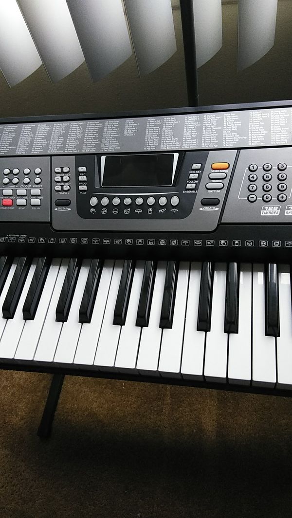 Udisk music keyboard for Sale in Wickliffe, OH OfferUp