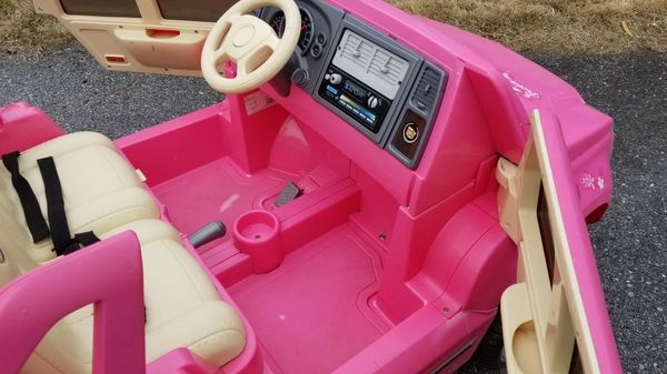 Barbie Pink Cadillac Escalade EXT Power Wheels Electric Toy Car for ...