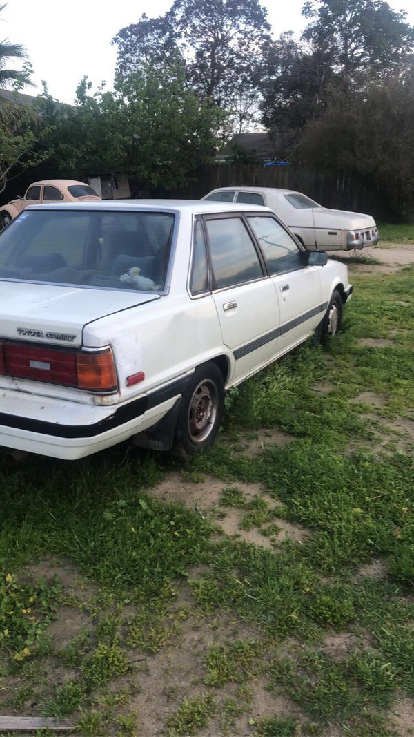 85 Toyota Camry for Sale in Livingston, CA - OfferUp