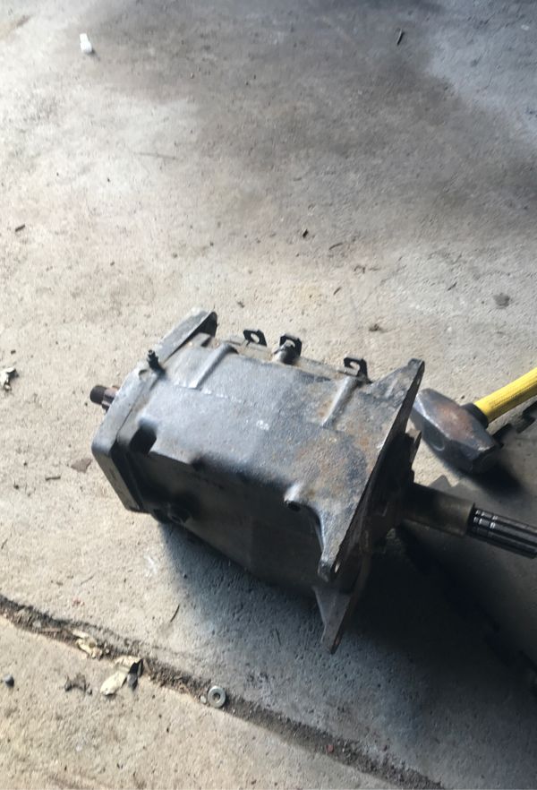 Chevy manual transmission with Novak adapter plate for Sale in John Sam