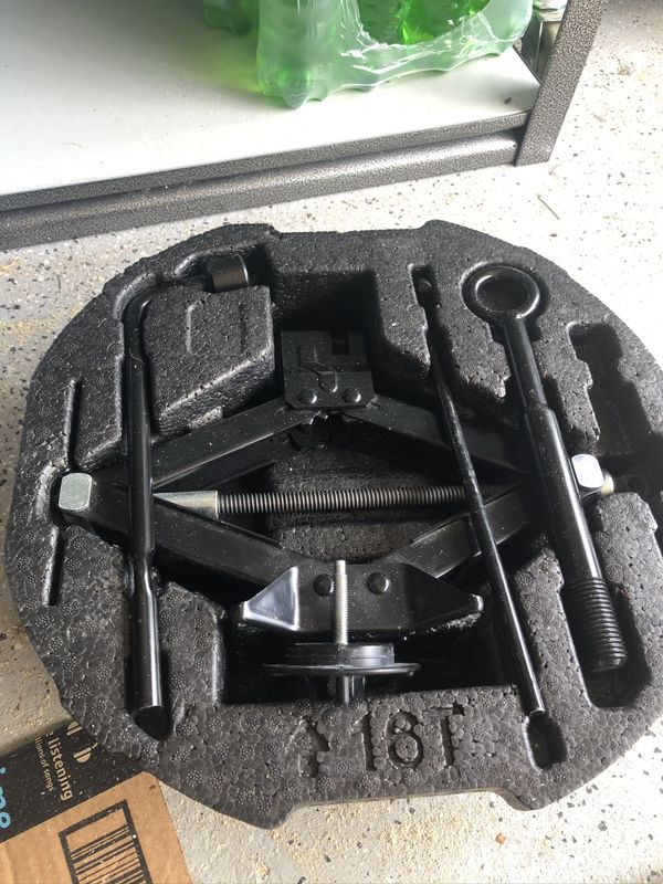 Kia Soul Spare Tire Kit 20142019 for Sale in Delray Beach, FL OfferUp