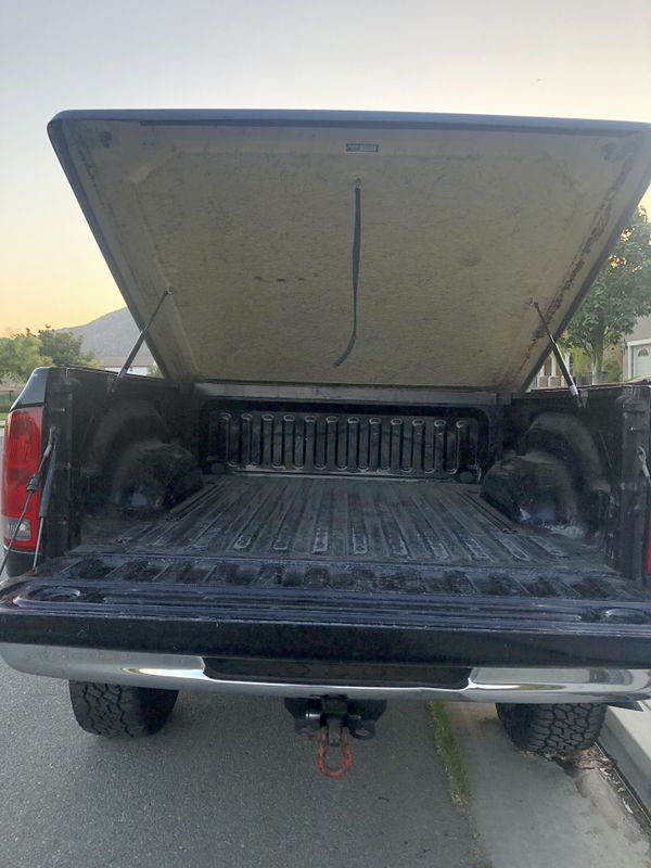 SnugTop Snuglid Hard Tonneau Bed Cover 0209 Dodge Ram for Sale in San