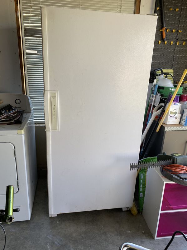 Kenmore Frostless 19 freezer for Sale in Galt, CA OfferUp