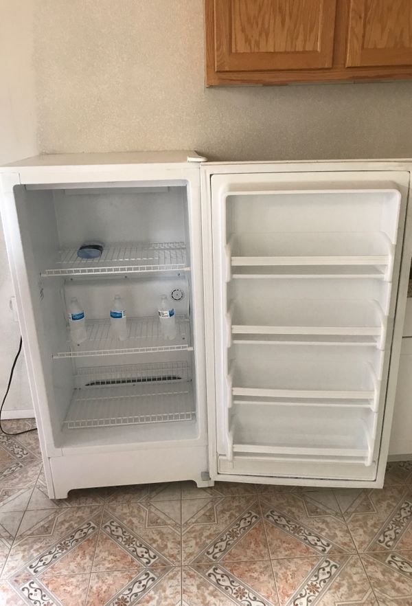 Kenmore 13.5cu ft FrostFree Upright Freezer good condition for Sale