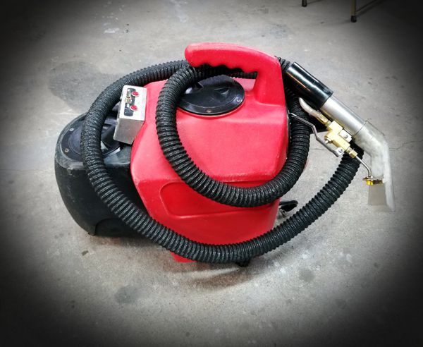 steam extractor for car detailing