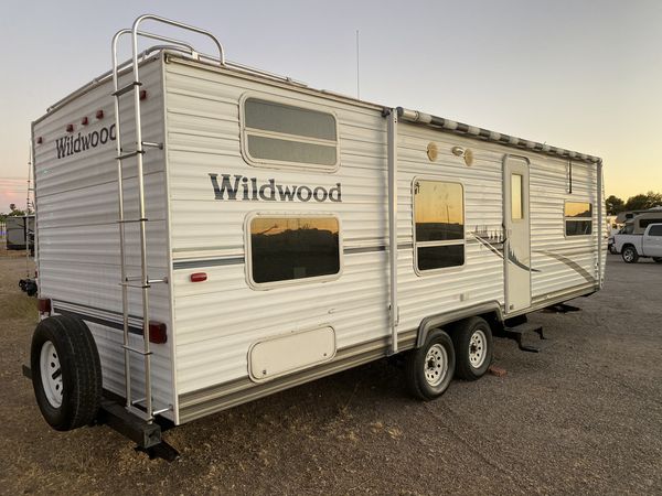 27 foot travel trailer with kitchen bars