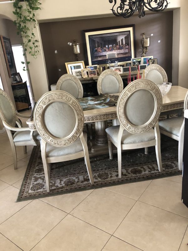 Beautiful complete dining room set with china cabinet for Sale in