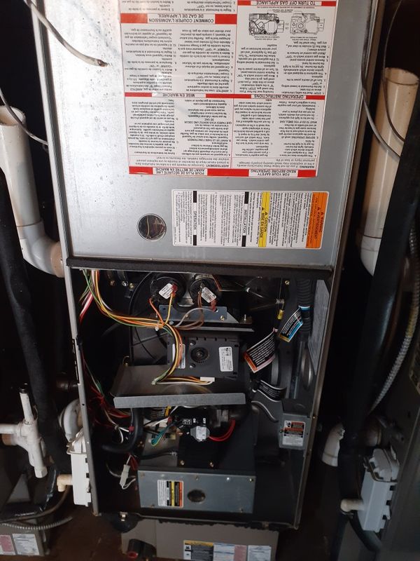 Bryant 95% High efficiency Natural gas furnace 2015 66,000 btu. Upflow ...