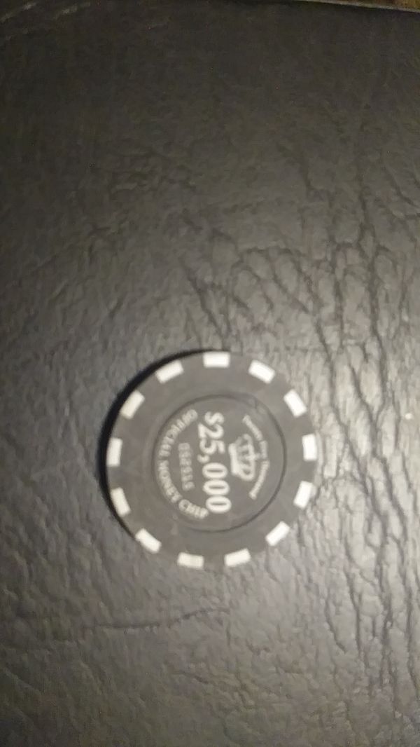 25000 poker chip for Sale in Kilgore, TX OfferUp