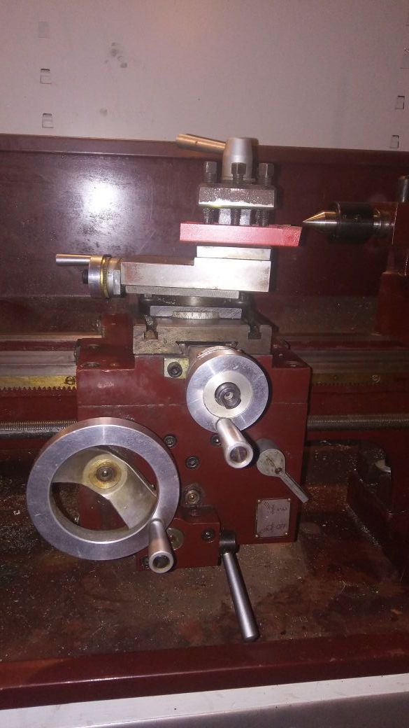 Central Machinery (T45861) Gear Head Metal Lathe for Sale in Lynnwood