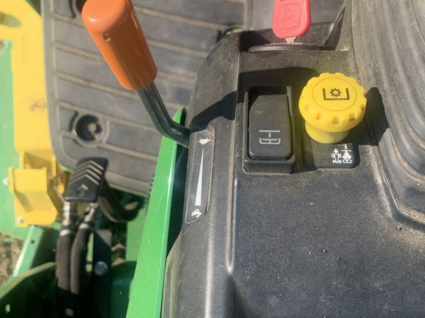 PENDING: John Deere 1025r with 60D mid Mount mower and electro ...