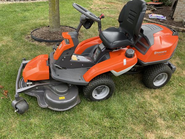 Riding Mower Husqvarna R 322T AWD for Sale in Oswego, IL - OfferUp