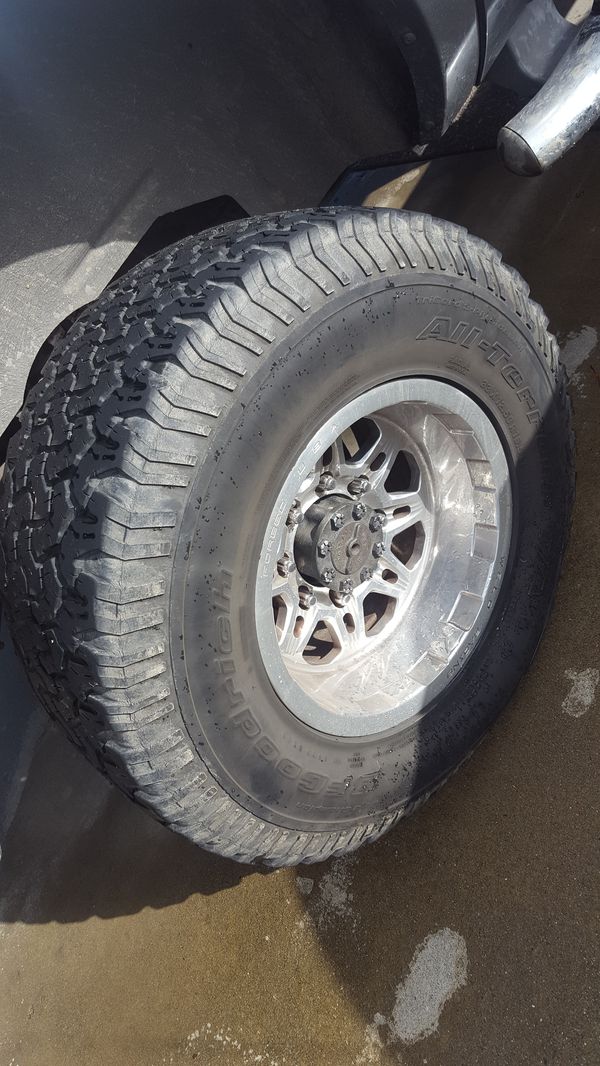 35" tires 8 lug f250 8x170 bolt pattern weld wheels and BFG ko 33x12.5