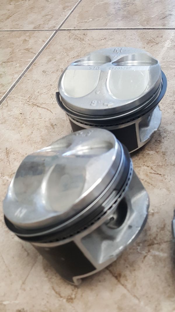 Honda B16 B18 ctr pistons std 81mm for Sale in North Las Vegas, NV