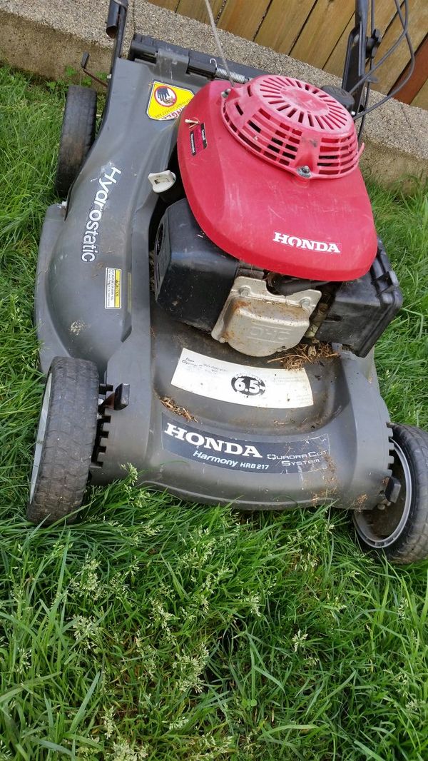 HONDA HARMONY HRB217 commercial mower! ) for Sale in Lake Stevens, WA